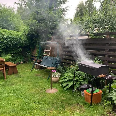Vahe Apartment, * Пярну