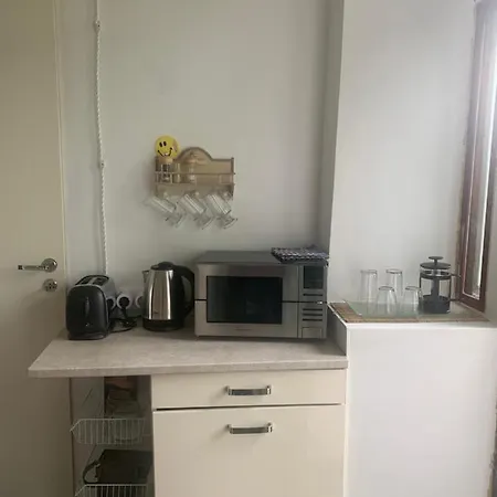 Vahe Apartment, Apartman