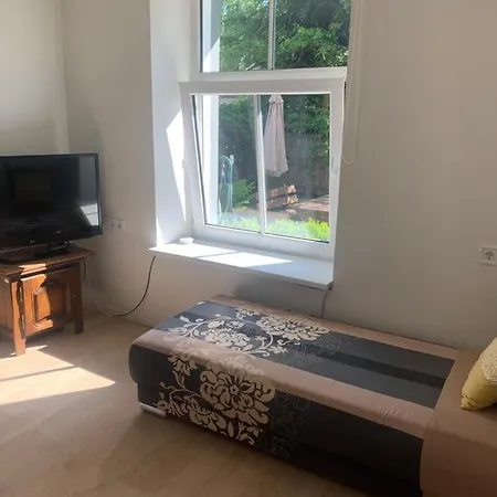 Vahe Apartment, Пярну