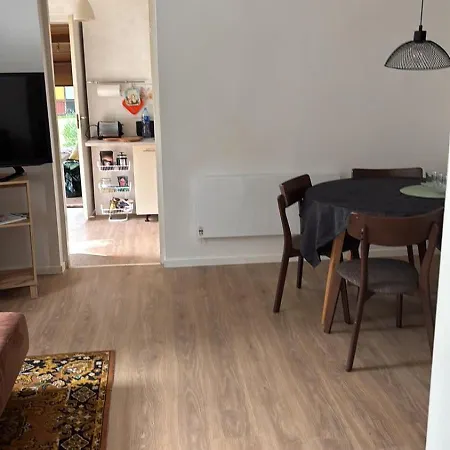 Vahe Apartment,
