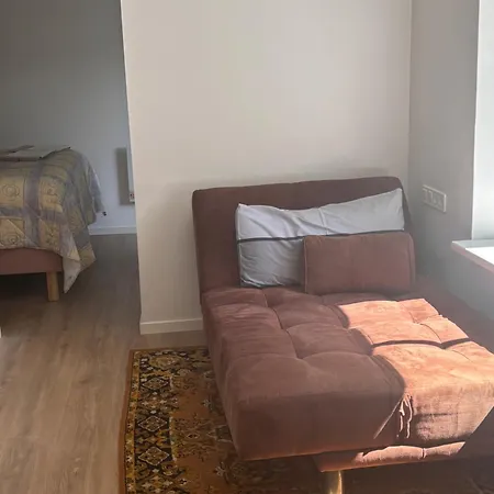Vahe Apartment,